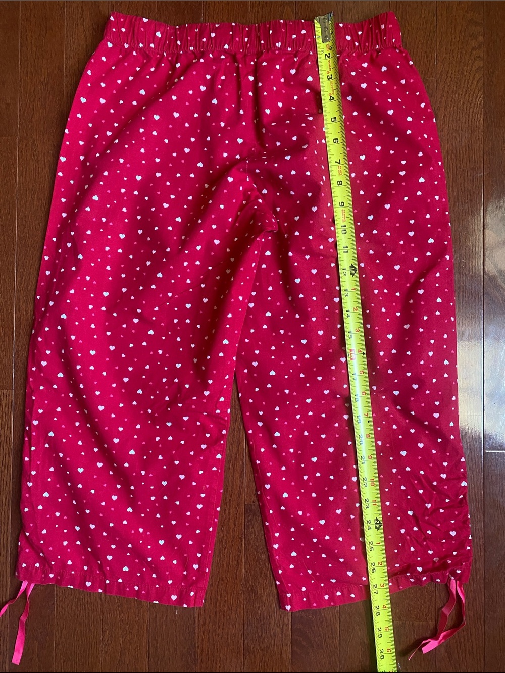 Xhilaration Red with Hot Pink & White Heart Print Pajama Capris - Picture 5 of 7